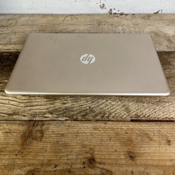 HP Pavilion 15-au030wm Laptop Intel Core 15 - Windows Software w/Touchscreen - Picture 1 of 10